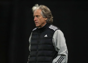 Jorge Jesus segue sem clube (Crédito: GettyImages)