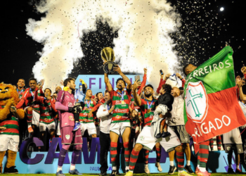 Portuguesa comemorando o título do Paulistão Série A2 (Crédito: Rodrigo Corsi/Agência Paulistão/Flickr)