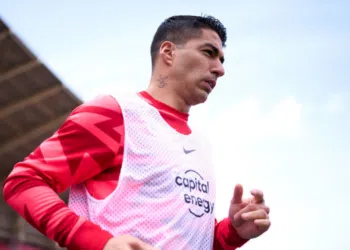 Suárez recebe proposta oficial de clube (Crédito: Getty Images)