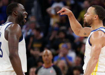 Draymond Green e Stephen Curry na NBA (Crédito: Getty Images)