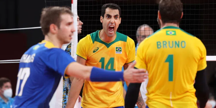 Douglas Souza anuncia acerto com novo clube (Crédito: Getty Images)