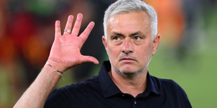 Jornalista crava futuro de José Mourinho (Crédito: Getty Images)