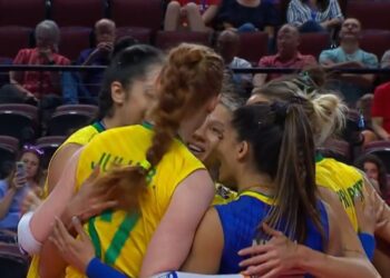 Liga das Nações tem estreia do Brasil com vitória (Crédito: Transmissão SporTV)