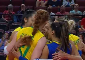 Liga das Nações tem estreia do Brasil com vitória (Crédito: Transmissão SporTV)