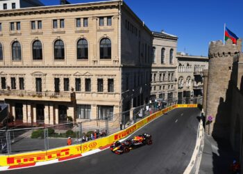 F1: Pérez lidera primeiro treino livre para o GP do Azerbaijão (Crédito: GettyImages)