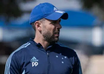 Pezzolano prepara Cruzeiro para enfrentar o Fluminense (Crédito: Crédito: Flickr - Gustavo Aleixo/Cruzeiro)
