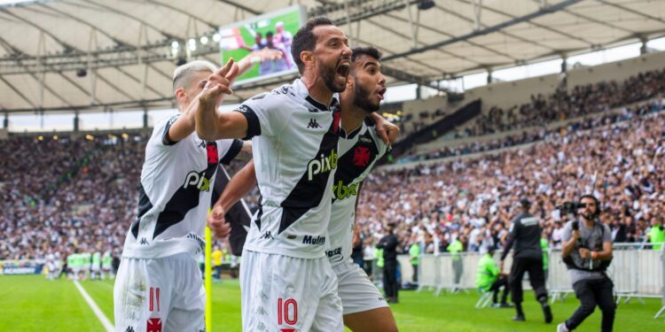 Vasco e Cruzeiro, pela Série B (Crédito: Daniel Ramalho/ CRVG/ Flickr)