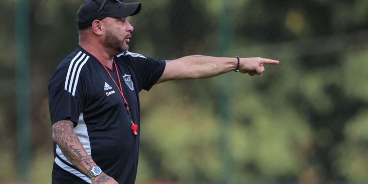 Atlético-MG demitiu Mohamed e uma nova opção já está na mira do Galo para a sequência de 2022 (Crédito: GettyImages)