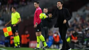 O presidente do Barcelona abriu o jogo sobre Jules Koundé e também em relação ao interesse em craques do Chelsea (Crédito: GettyImages)