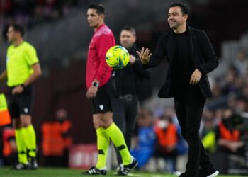 O presidente do Barcelona abriu o jogo sobre Jules Koundé e também em relação ao interesse em craques do Chelsea (Crédito: GettyImages)