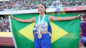 Letícia Oro Melo destaca confiança após bronze no salto em distância (Crédito: GettyImages)
