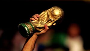 Troféu da Copa do Mundo (Crédito: GettyImages)