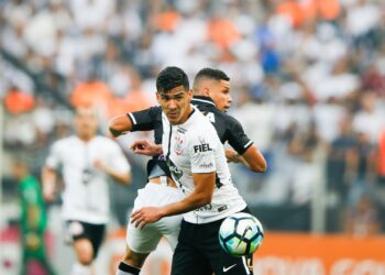 Corinthians anuncia contratação do zagueiro Balbuena (Crédito: GettyImages)