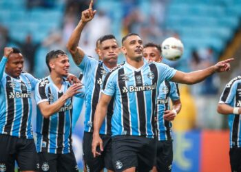 Grêmio e Ponte Preta, pela Série B do Campeonato Brasileiro (Crédito: Lucas Uebel/ Grêmio/ Flickr)