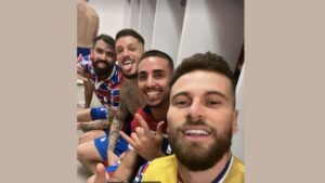 Lucas Lima usou Thiago Galhardo para provocar o Ceará após a eliminação na Copa do Brasil (Crédito: Instagram)