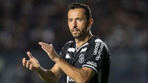 Vila Nova x Vasco: saiba onde assistir ao confronto entre as equipes na série B do Brasileirão (Crédito: Daniel Ramalho/CRVG)