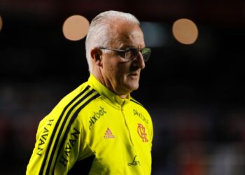 Dorival Jr quer o Flamengo concentrado para a partida contra o Corinthians, pelas quartas de final da Libertadores (Crédito: GettyImages)