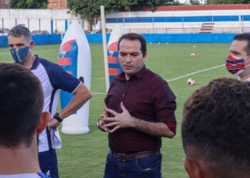 O presidente do Fortaleza abriu o jogo sobre o vestiário da equipe após a eliminação na Copa do Brasil (Crédito: Leonardo Moreira / Fortaleza)