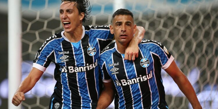 Grêmio venceu o Operário com destaque para Diego Souza (Crédito: Getty Images)