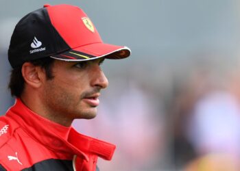 GP da Bélgica: Verstappen lidera classificação, mas Sainz é pole (Crédito: GettyImages)