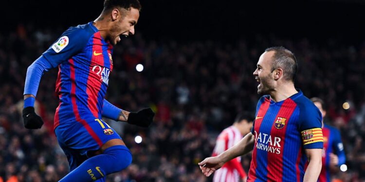 Neymar e Iniesta fizeram um grande sucesso com a camisa do Barcelona e o meia não esquece do período em sua carreira (Crédito: GettyImages)