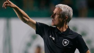Luís Castro, técnico do Botafogo (Crédito: Vitor Silva/Botafogo/Flickr)