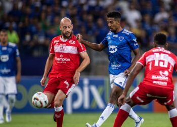 Jogadores no último embate entre Cruzeiro e CRB (Crédito: Flickr Cruzeiro)
