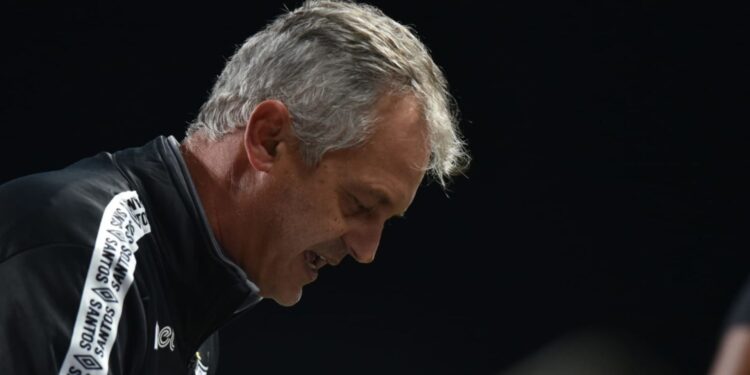 Presidente do Santos abriu o jogo sobre o futuro de Lisca no clube (Crédito: Ivan Storti/Santos FC)