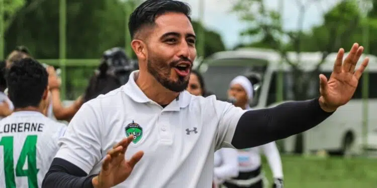 O Manaus FA anunciou nesta semana a renovação com o head coach Rodrigo Rios (Crédito: Divulgação)