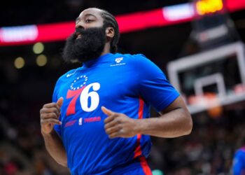 James Harden se lesiona e ficará de fora por um mês (Crédito: Getty Images)