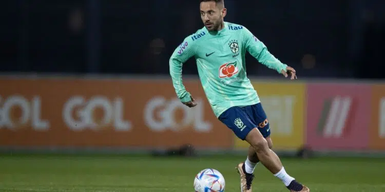 Everton Ribeiro é 'convocado' pela torcida em Brasil x Suíça (Crédito: Lucas Figueiredo/CBF/Flickr)
