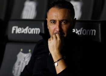 Vítor Pereira cita ‘motivo familiar’ e se despede do Corinthians (Crédito: GettyImages)