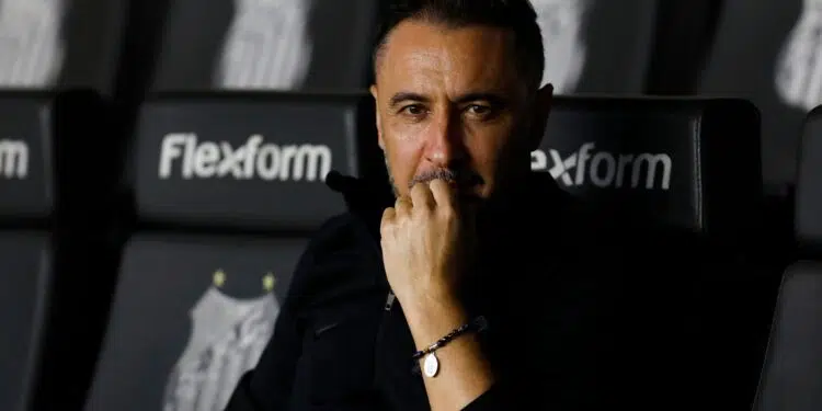 Vítor Pereira cita ‘motivo familiar’ e se despede do Corinthians (Crédito: GettyImages)