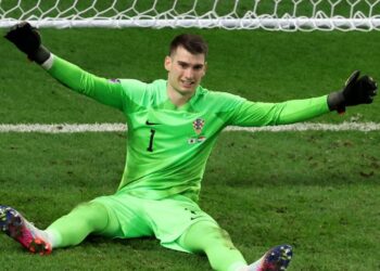 Bayern de Munique busca no goleiro croata um substituto para Neuer (Crédito: Getty Images)