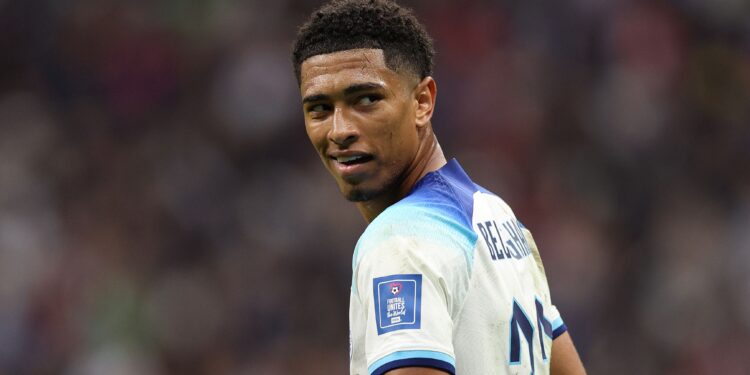 Real Madrid se aproxima de Jude Bellngham (Crédito: Getty Images)