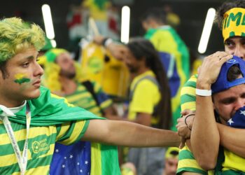 Torcedores lamentam e ironizam "Brasil x Argentina" nas semifinais da Copa do Mundo (Crédito: Getty Images)