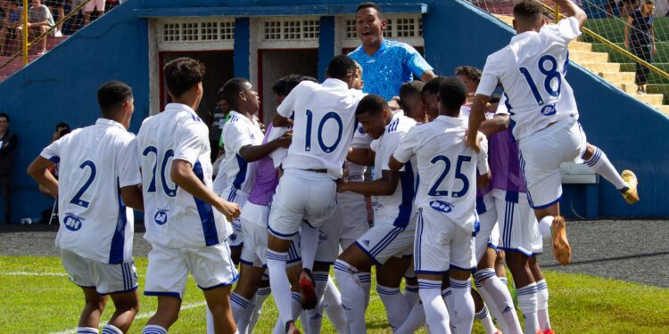 Alguns gigantes caíram na Copinha; veja os confrontos das oitavas de final (Crédito: Pedro Carvalho / Cruzeiro)