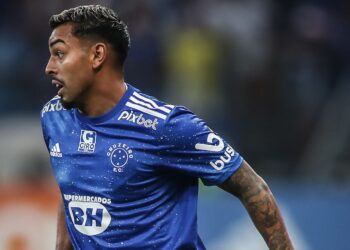 Ex-Cruzeiro, Matheus Bidu foi apresentado pelo Corinthians e falou sobre Ronaldo Fenômeno (Crédito: Cris Mattos/Staff Images)