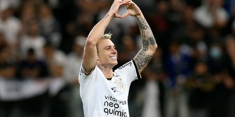 Roger Guedes imitou Richarlison durante partida do Corinthians no Paulistão (Crédito: GettyImages)