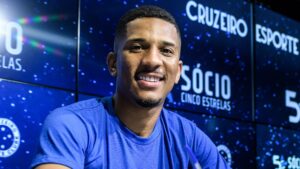 Cruzeiro anuncia a contratação de Matheus Davó (Crédito: Gustavo Aleixo / Cruzeiro)