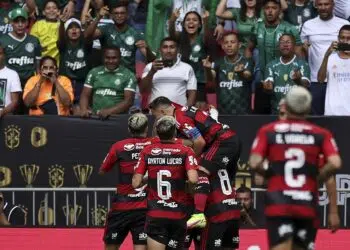 Gabigol abre o placar para o Flamengo, e web reage (Crédito: GettyImages)