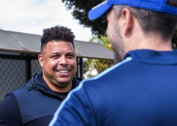 Cruzeiro viu Ronaldo Fenômeno abrir o jogo sobre o futuro do Mineirão (Crédito: Gustavo Aleixo/Cruzeiro)