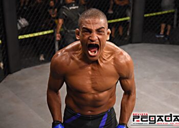 Leonardo Diniz comemora vitória no Spartacus (Crédito: Foto: Marcos Santos (Pegada))