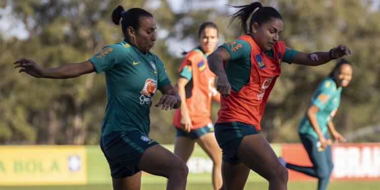Após apresentação, Seleção Feminina treina nos Estados Unidos (Crédito: Thais Magalhães / CBF)