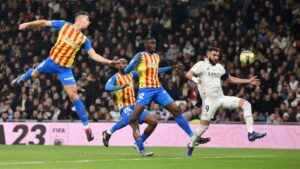 Benzema e Éder Militão preocupam o Real Madrid para o Mundial de Clubes (Crédito: GettyImages)