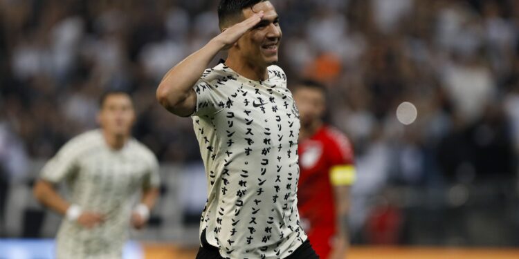 Diretor do Corinthians esclarece mercado e renovações (Crédito: Getty Images)