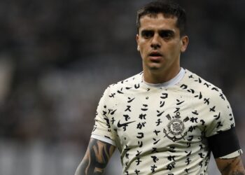 Fagner comenta relação com Vítor Pereira (Crédito: Getty Images)