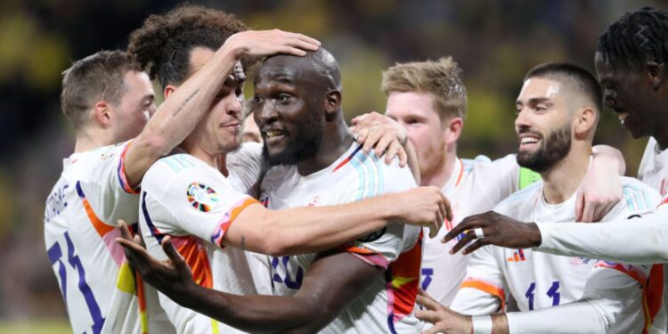 Lukaku foi o dono do show da Bélgica diante da Suécia (Crédito: Getty Images)