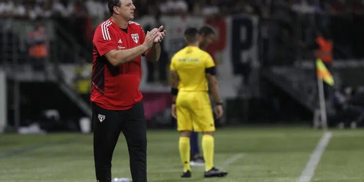 Rogério Ceni assumiu a eliminação do São Paulo no Paulistão e fez um grande desabafo (Crédito: Rubens Chiri/ SPFC.NET)