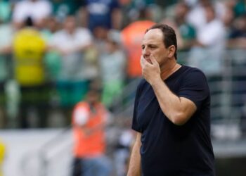 São Paulo deve manter Rogério Ceni no cargo (Crédito: GettyImages)